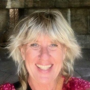 Paulette Hallinan